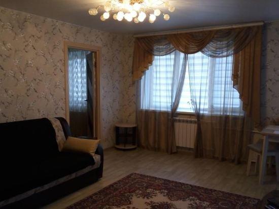 Великий Новгород: Apartment on Meretskova-Volosova