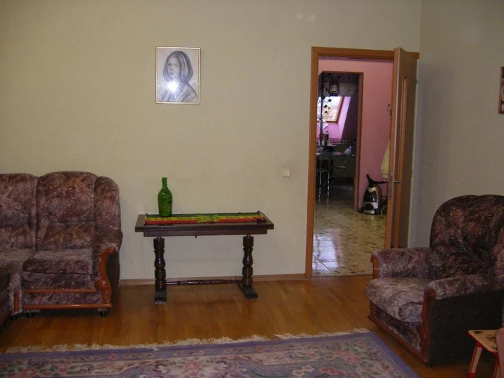 Великий Новгород: One-Bedroom na Dukhovskoy 12