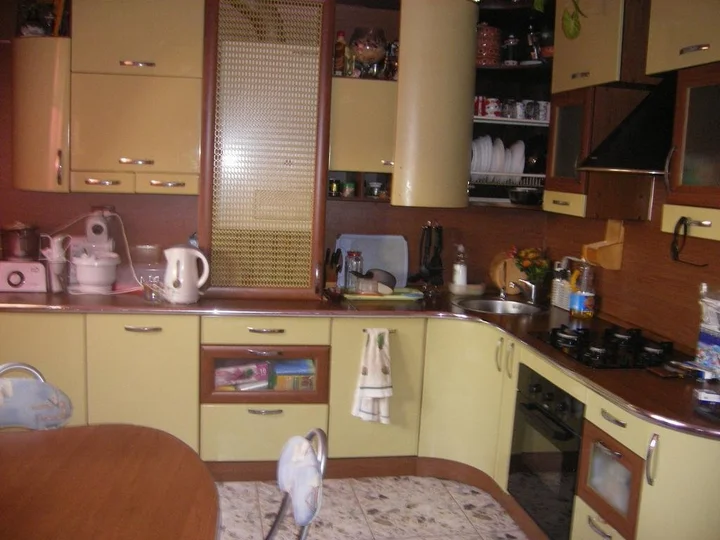 Великий Новгород: One-Bedroom na Dukhovskoy 12