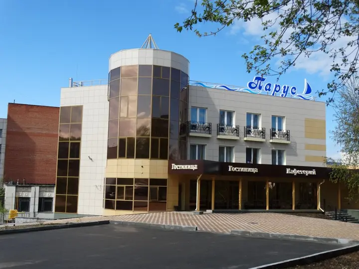 Златоуст: Гостиница Парус