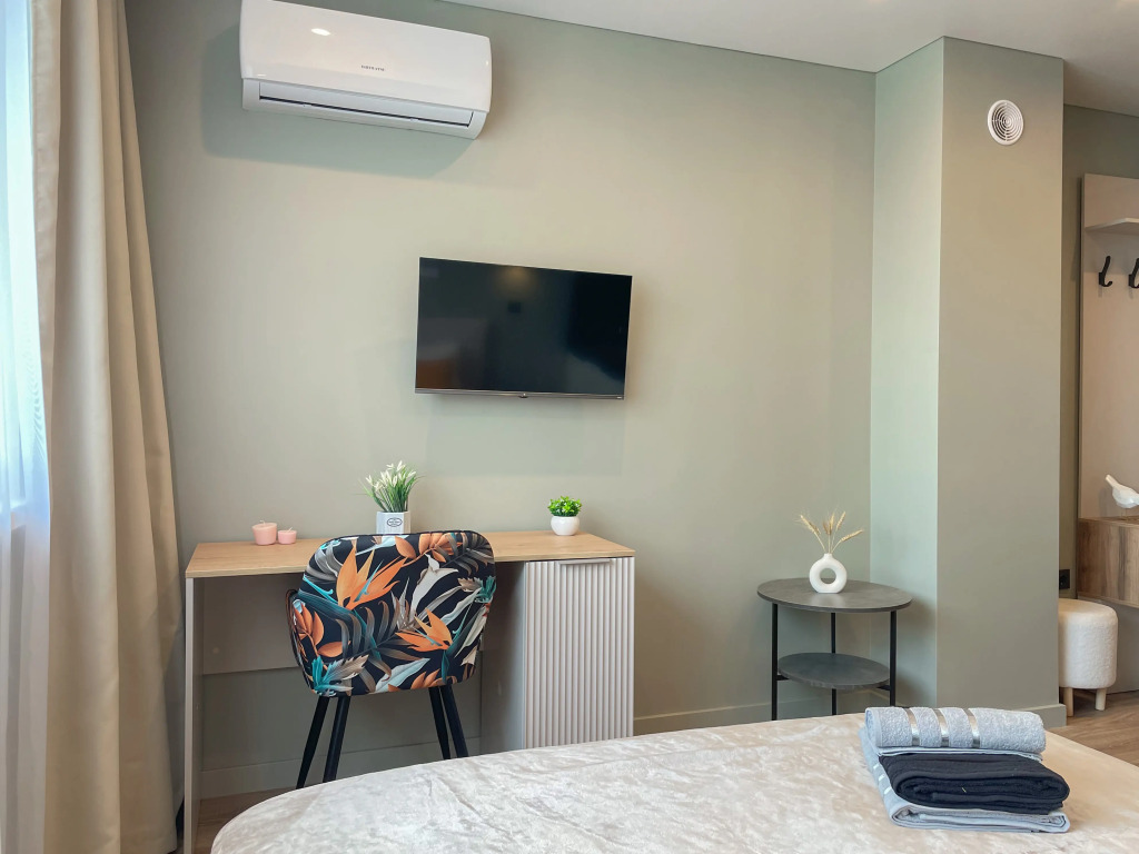 Квартира Dayker City Apartments студия у метро Тропарево — фото 2