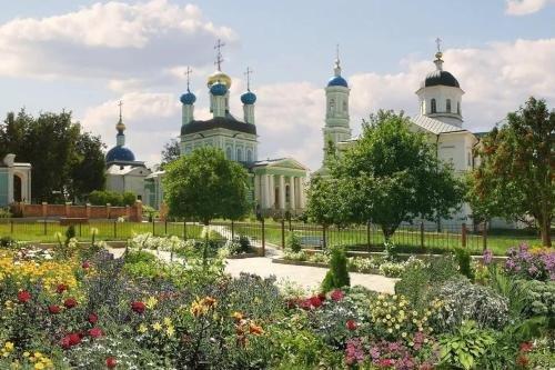 Козельск: U Sten Optinoi
