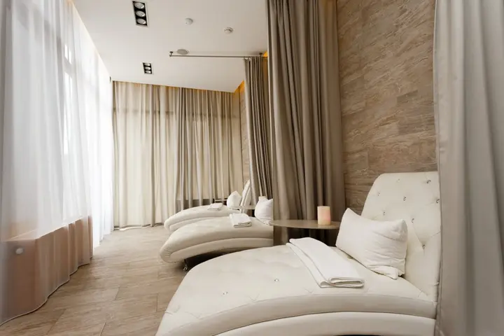 Разумное: Отель Riviera Wellness Resort