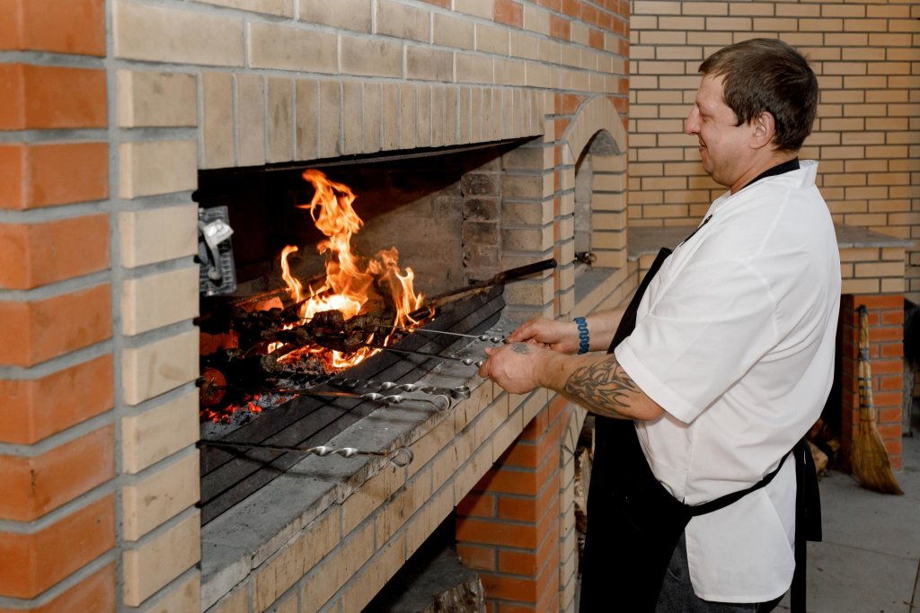 Туапсе: A-more (А-море)