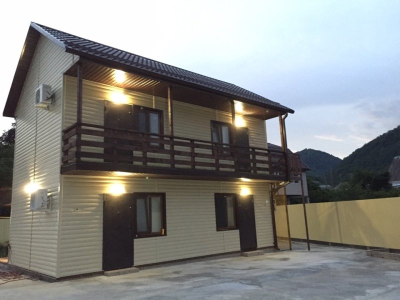Небуг: Guest House Diana