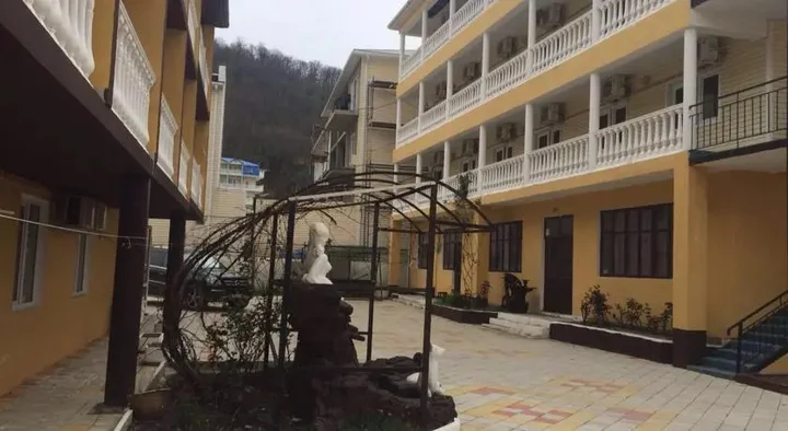 Новомихайловский: Estella Hotel