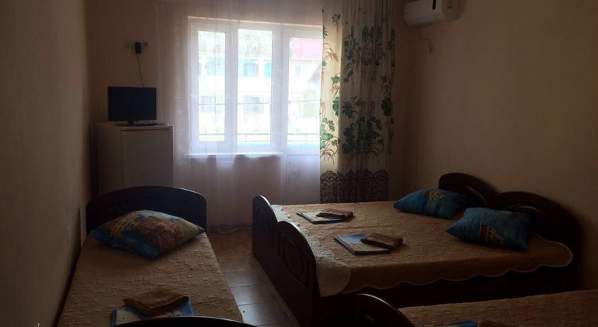 Новомихайловский: Estella Hotel