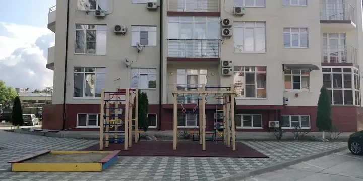Новомихайловский: Семейные апартаменты