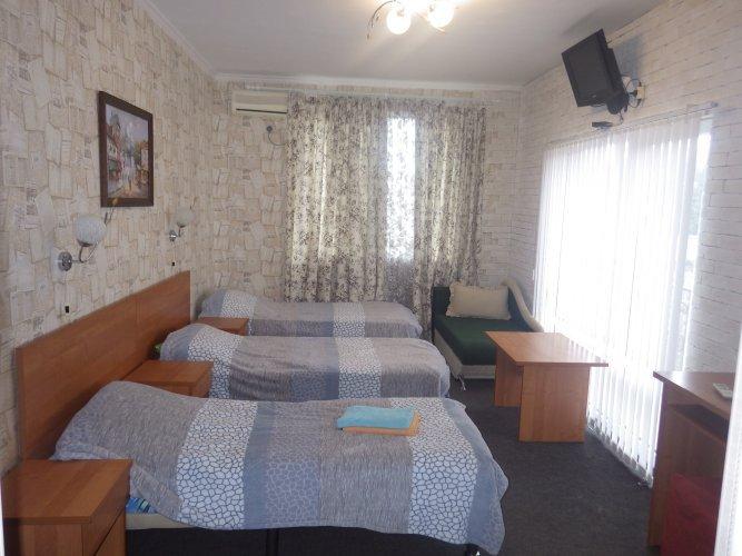 Агой: Guest Housefantaziya
