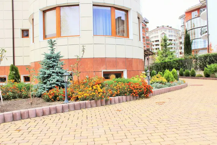 Агой: Отель Гермес
