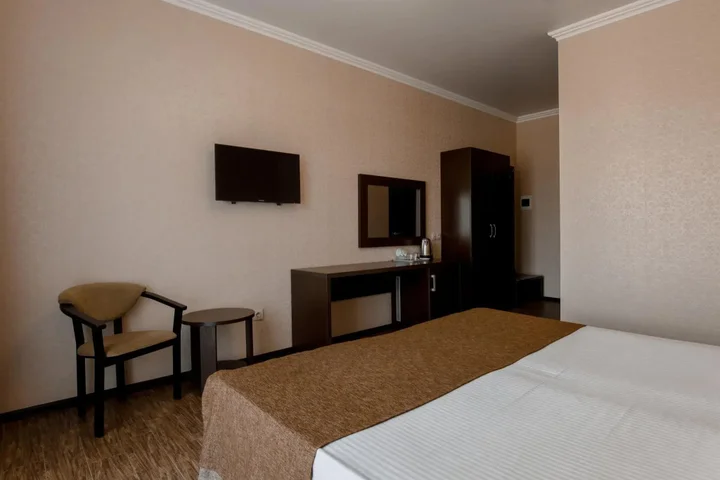 Новомихайловский: Golden Resort (Туапсе)