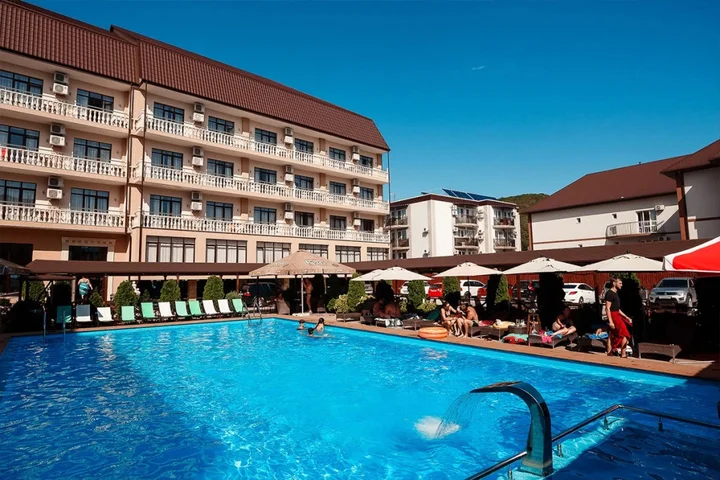 Новомихайловский: Golden Resort (Туапсе)