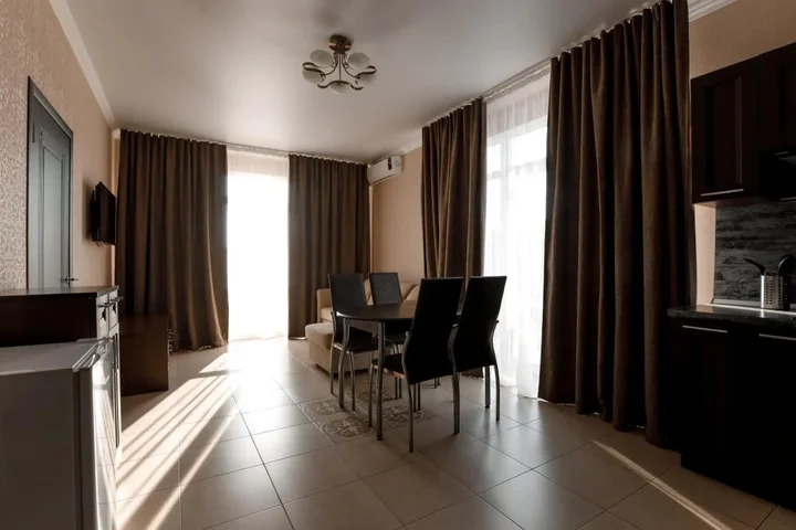 Новомихайловский: Golden Resort (Туапсе)