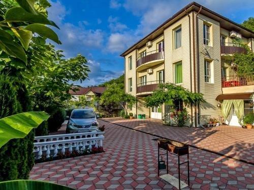 Джубга: Guest House Alena