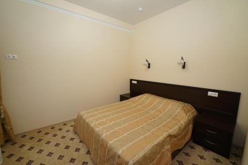 Небуг: Guest House Oksana