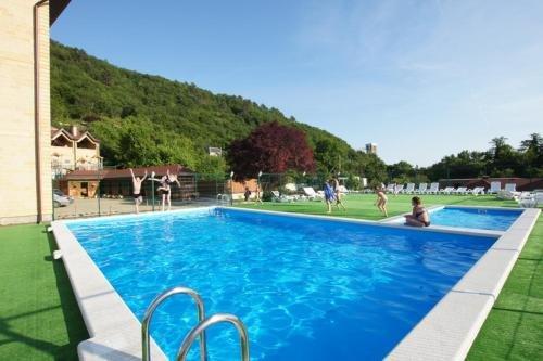 Небуг: Guest House Oksana
