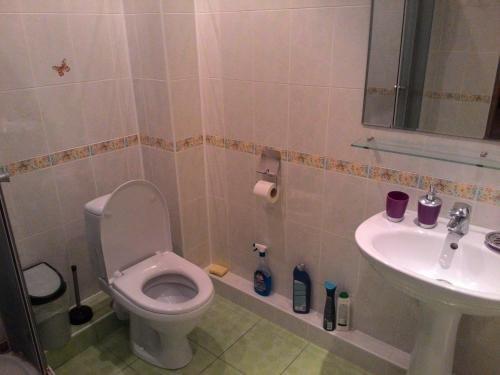 Новомихайловский: Guesthouse Loza