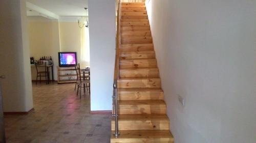 Новомихайловский: Guesthouse Loza