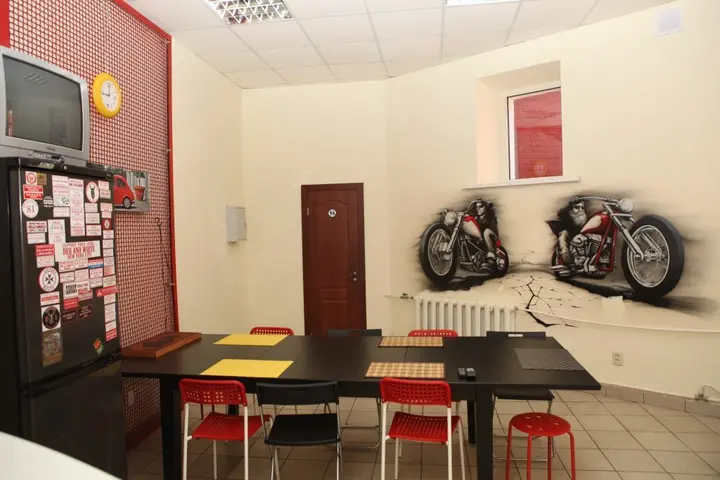 Самара: Hostel Garazh
