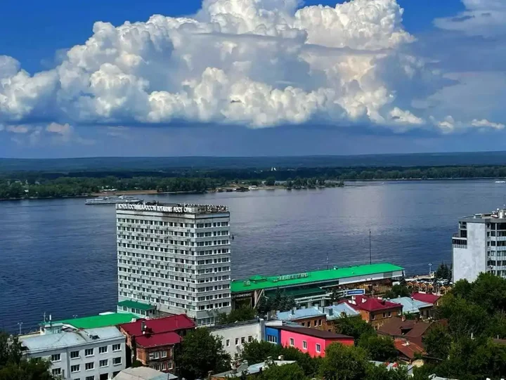 Самара: Гостиница Россия