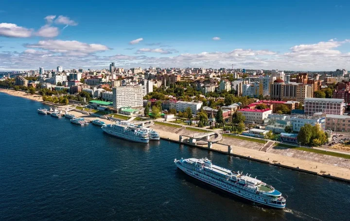 Самара: Гостиница Россия