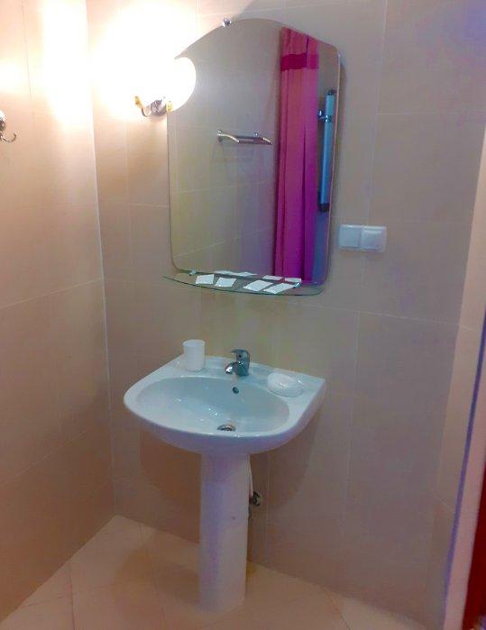 Орджоникидзе: Katrin Hotel