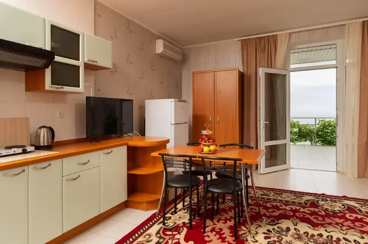Орджоникидзе: Katrin Hotel