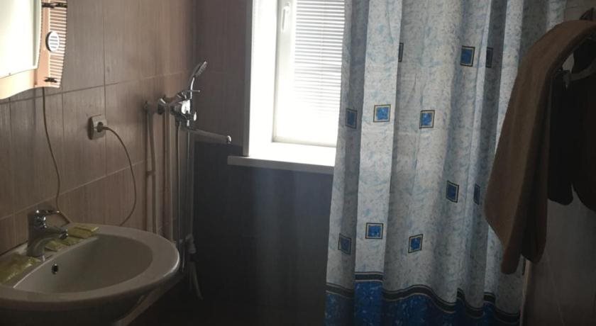Артем: 21 Vek Mini Hotel