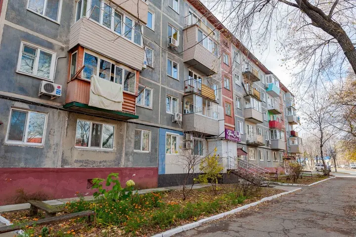 Артем: Апартаменты Кирова 8