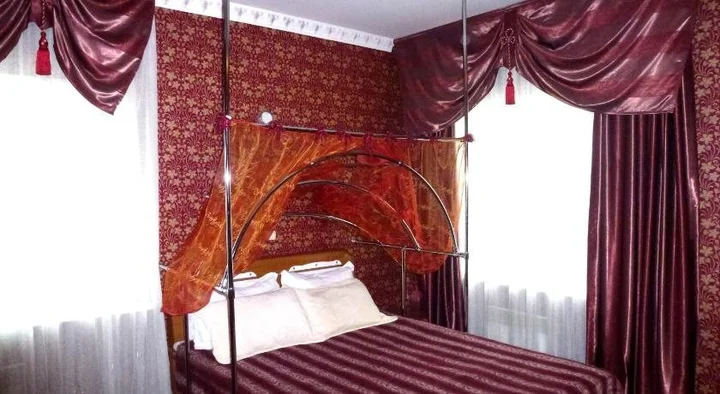 Артем: Motel Negus
