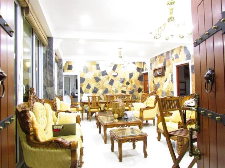 Канди: Grand Orchid Residence