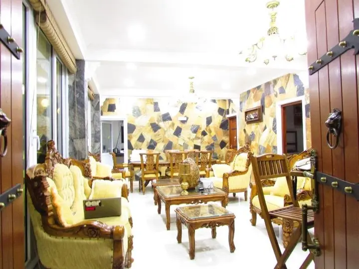 Канди: Grand Orchid Residence