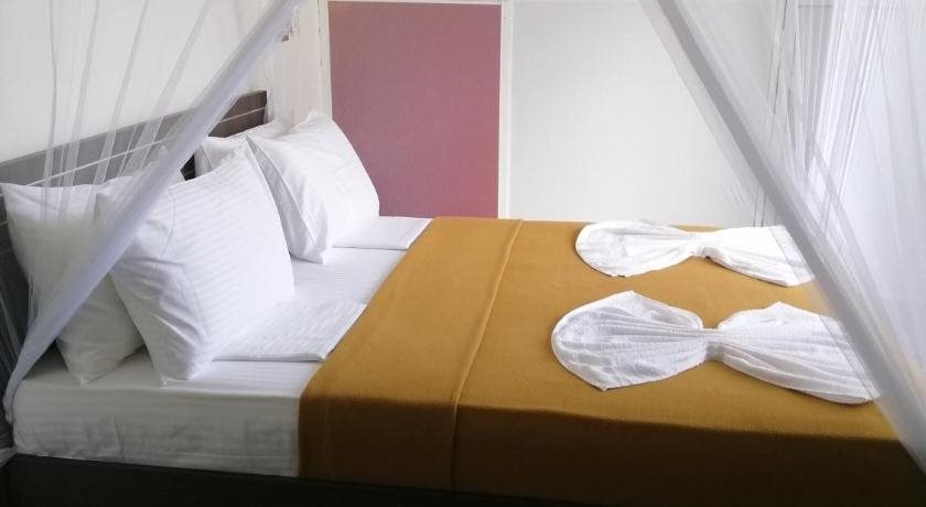Элла: SunTop Inn