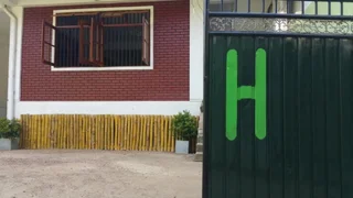 Гора Lavinia: Hitchhike Backpackers