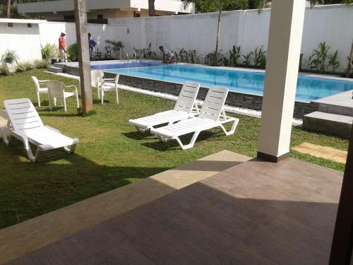 Хиккадува: Harris Villa