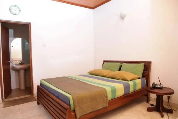 Канди: AA Circuit bungalow