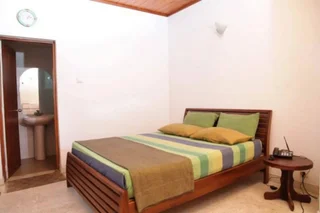 Канди: AA Circuit bungalow