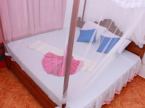 Мирисса: Moon Glow Guest