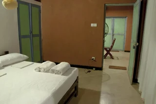 Киринда: Wapi Bungalowi Yala