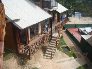 Элла: Yoho Okan Rock Wooden Cabana