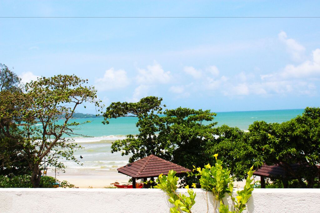 Велигама: Surasa Beach Resort