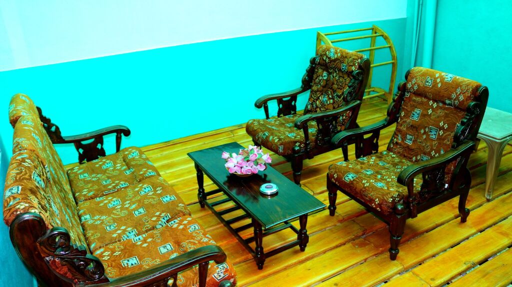 Велигама: Surasa Beach Resort