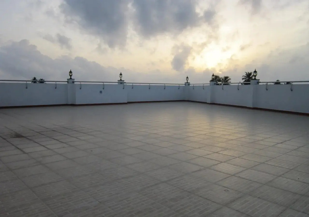 Гора Lavinia: Grand Jaya Residence