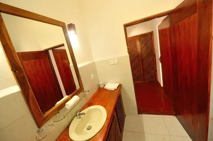 Ранна: Helios Beach Resort