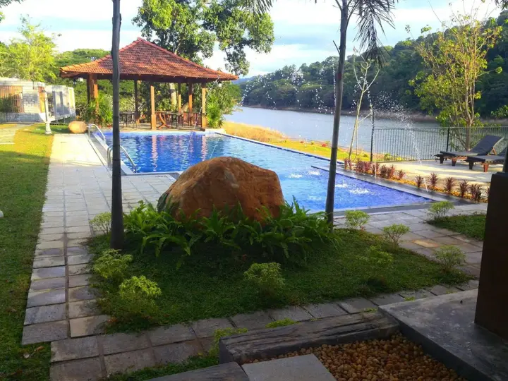 Канди: Serendip Stone Hotel and Bungalow