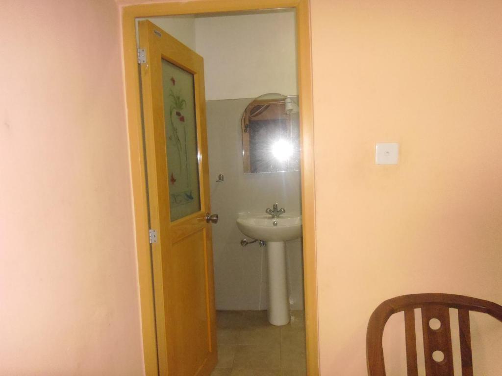 Элла: Jasmine Garden Inn