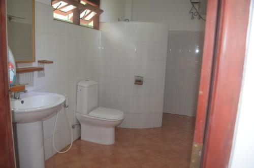 Унаватуна: White Villa