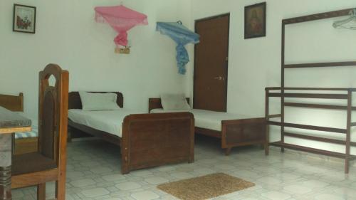 Джафна: Theresa Inn
