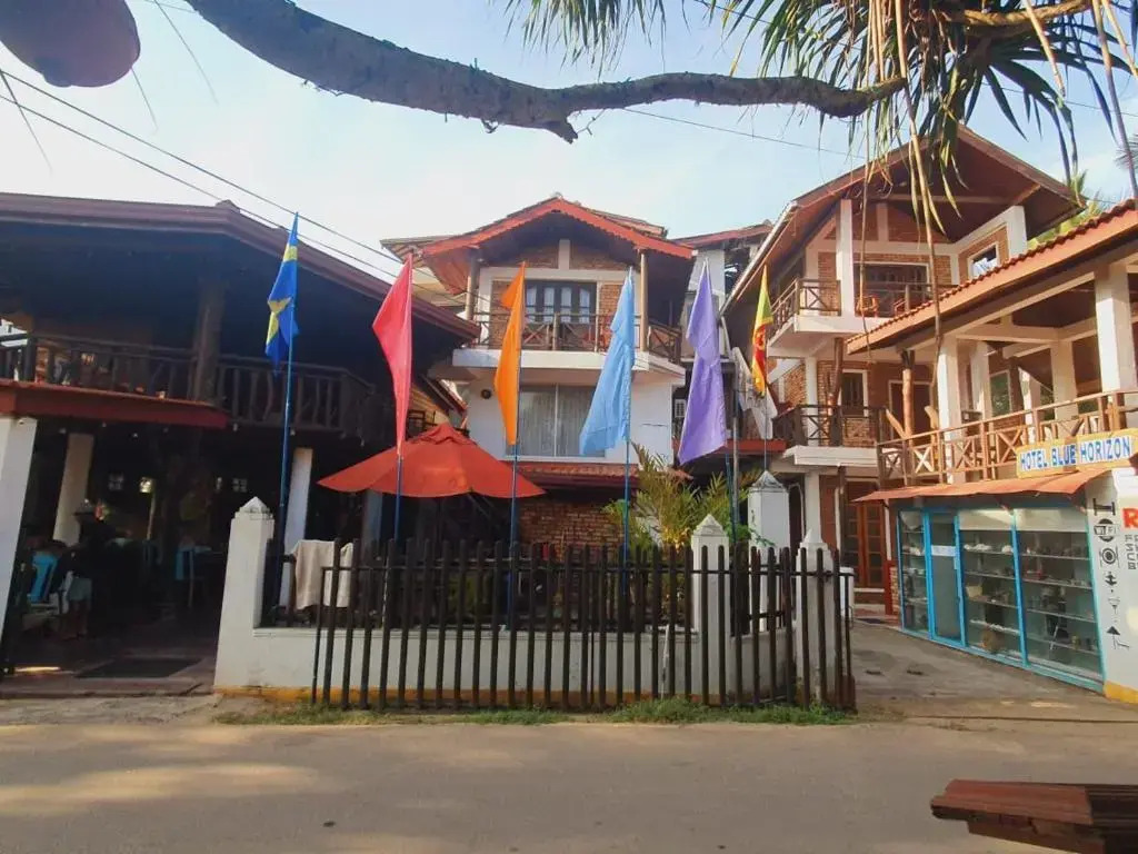 Blue Horizon Beach Hotel — фото 1