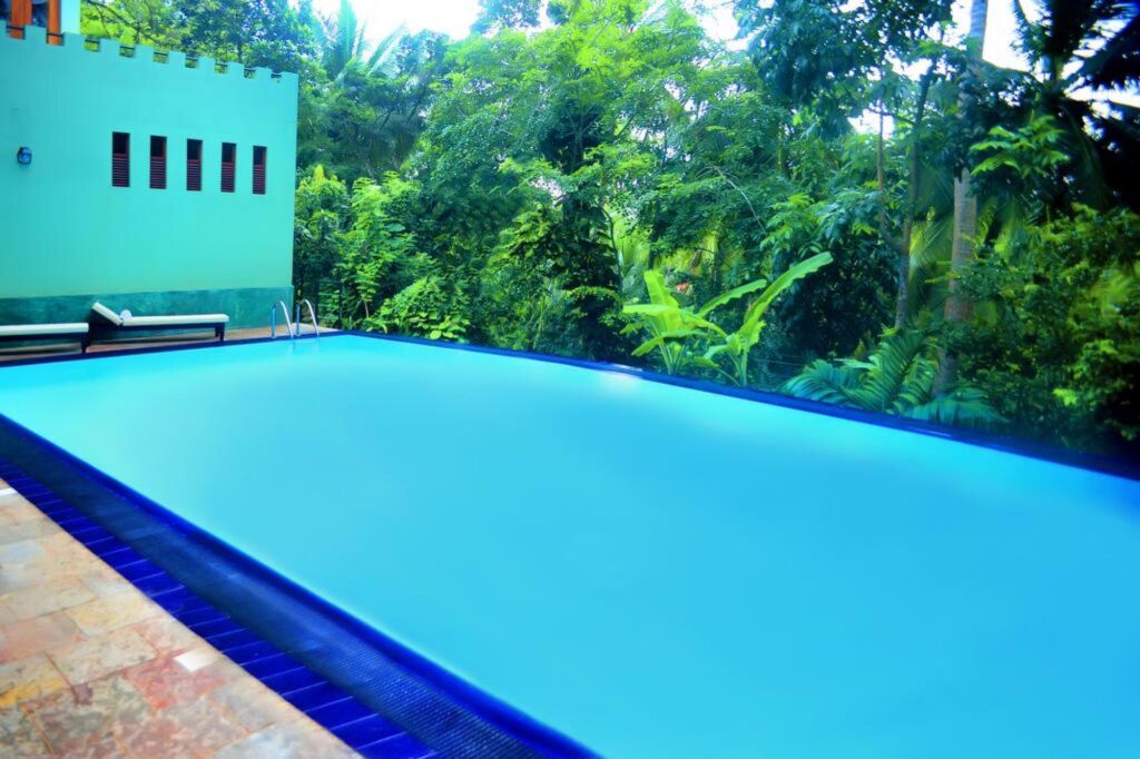 Унаватуна: Tropical Retreat